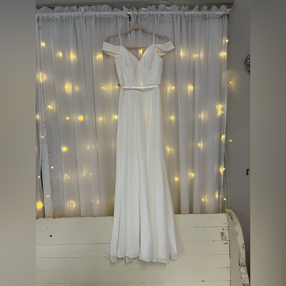 Anny Lee Pleated White Dress